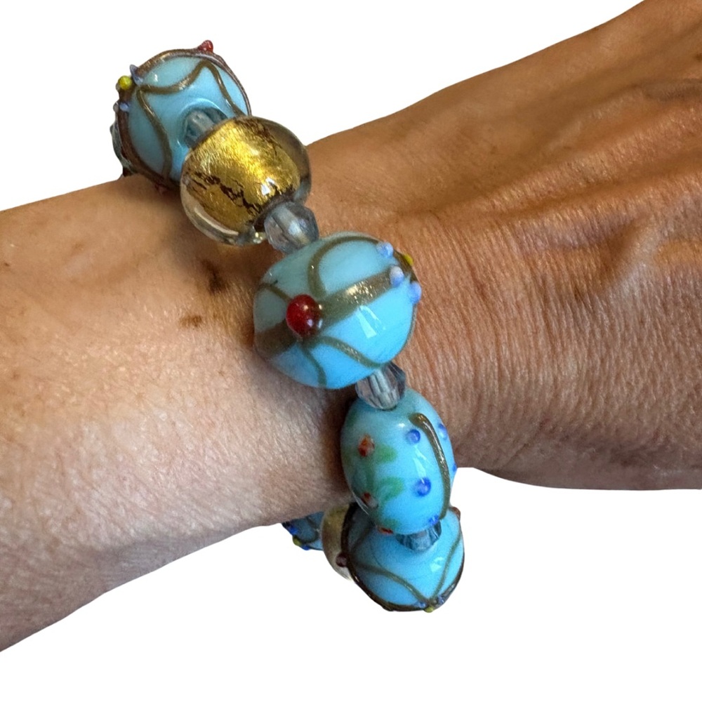 Handmade Murano Glass Bead Bracelet – Aqua Blue with Gold Foil Accents